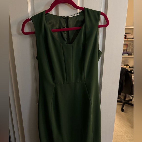 Green Tahari "Enya" Dress - Picture 6 of 6